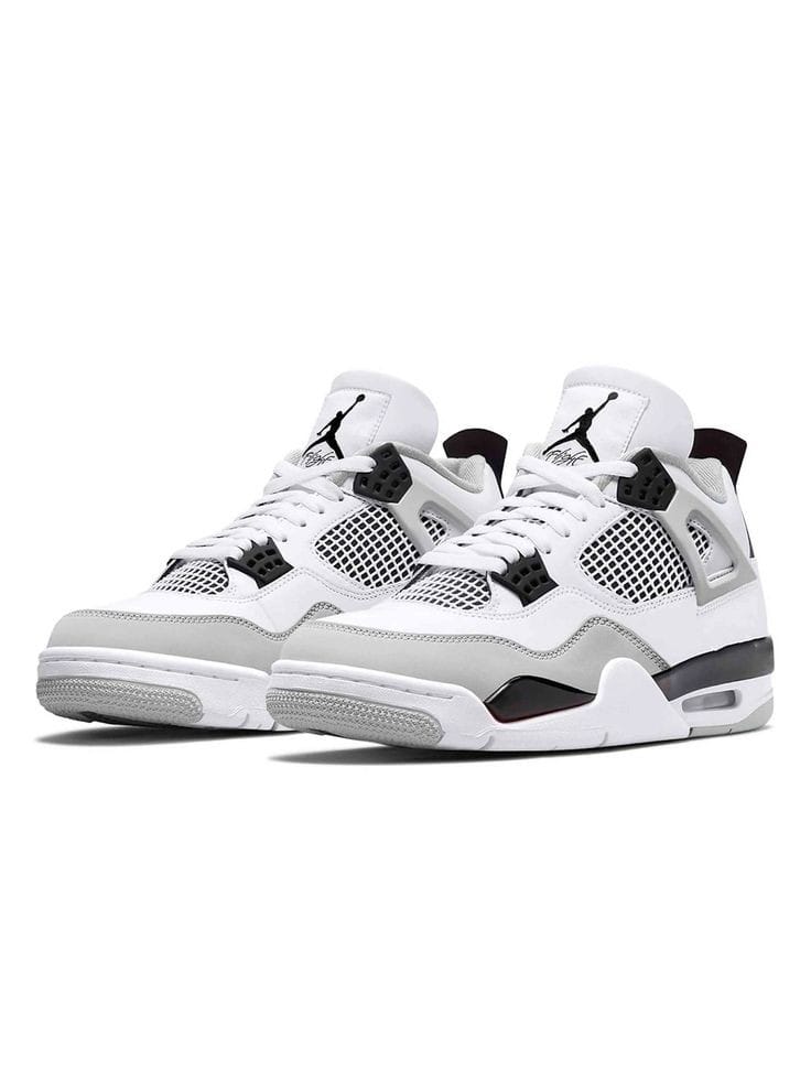 NIKE AIR JORDAN RETRO 4