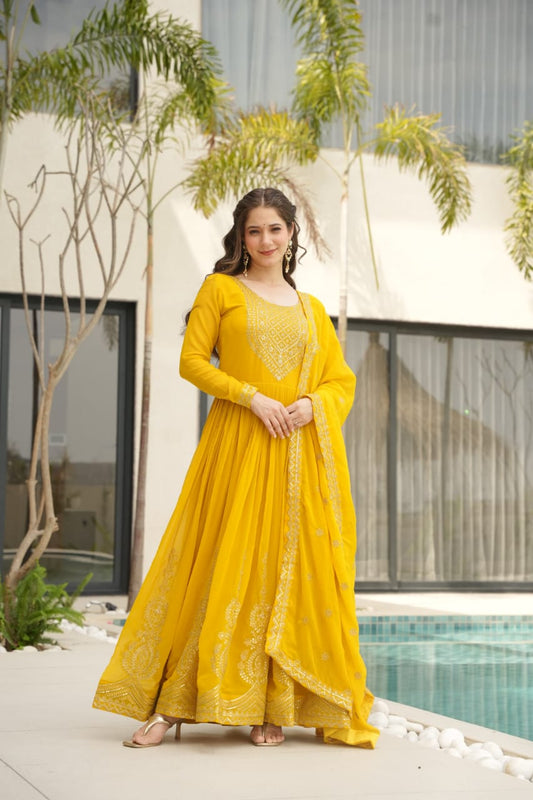 PREMIUM DESIGNER READYMADE GOWN