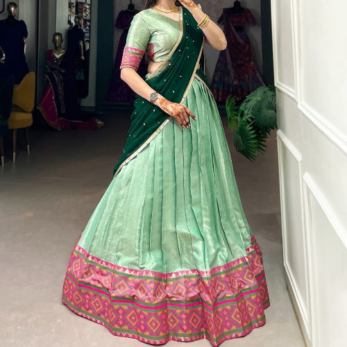 JACQUARD WEAVING MEETS KANJIVARAM IKKAT LEHENGE
